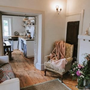 A Mansão Oculta – Ivy Cottage