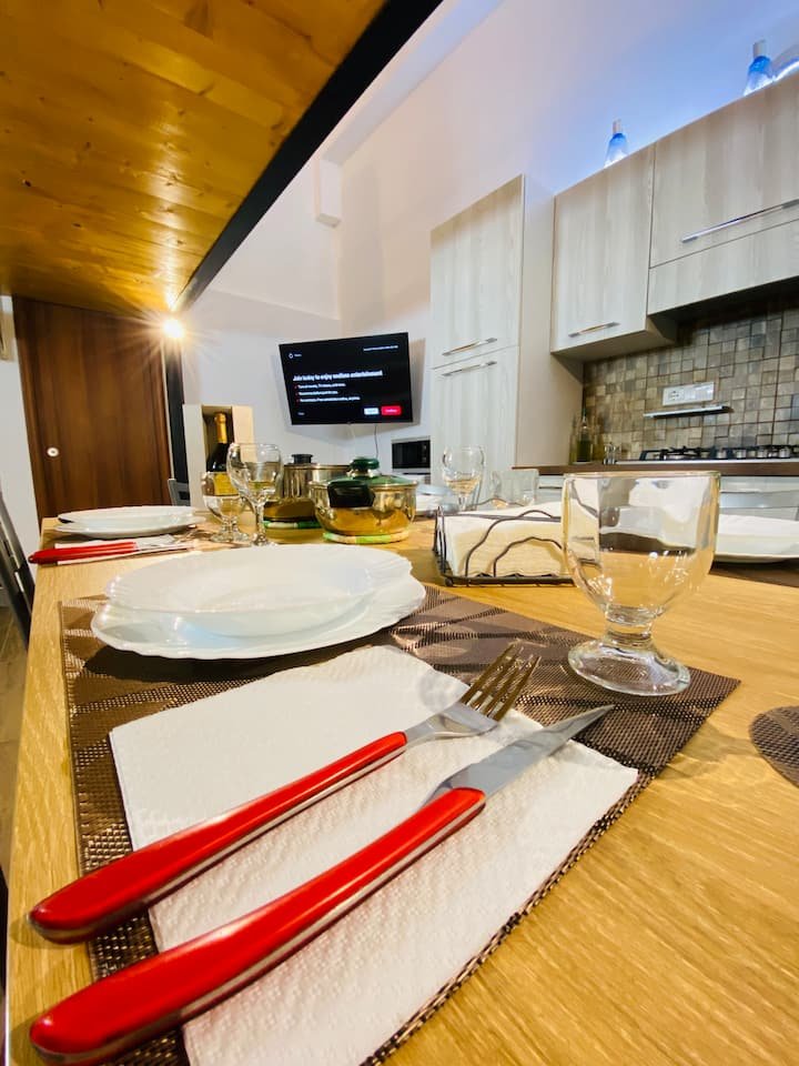 Loft Moderno Perto do Mar e Igreja de Piedigrotta