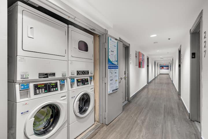 Condomínio South of Fifth Oceanfront com Beach Perks!