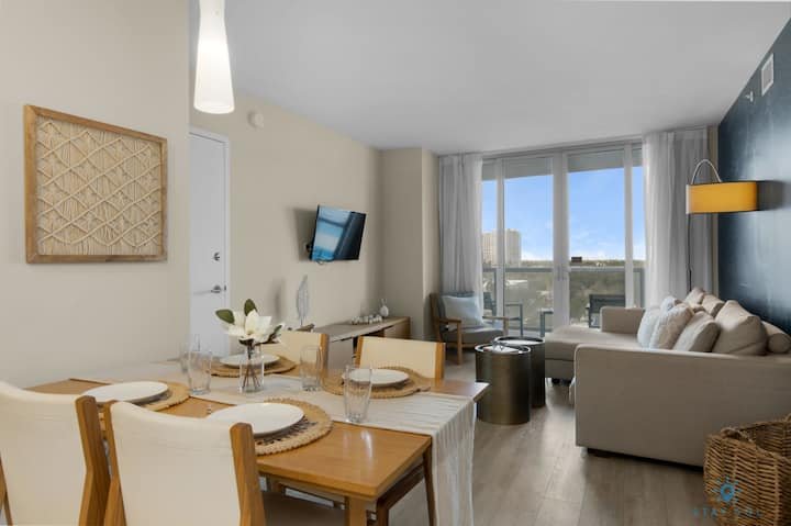 Apartamento espetacular: comodidades do resort + academia + piscina