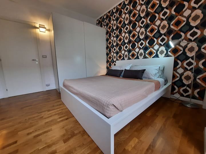 Casa “Civicocinque” adjacente ao Metro Pozzo Strada