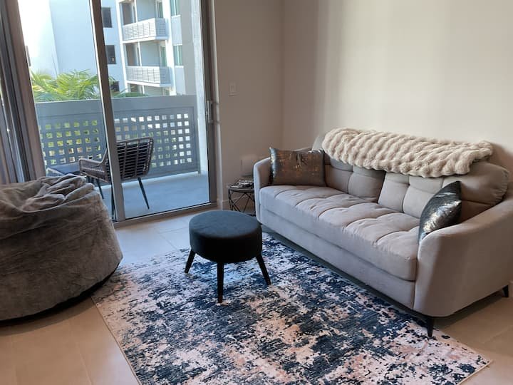 Apartamento tranquilo com uma cama