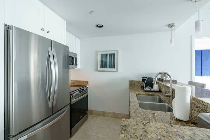 Suíte de 1 quarto com vista para o mar Fontainebleau Tresor