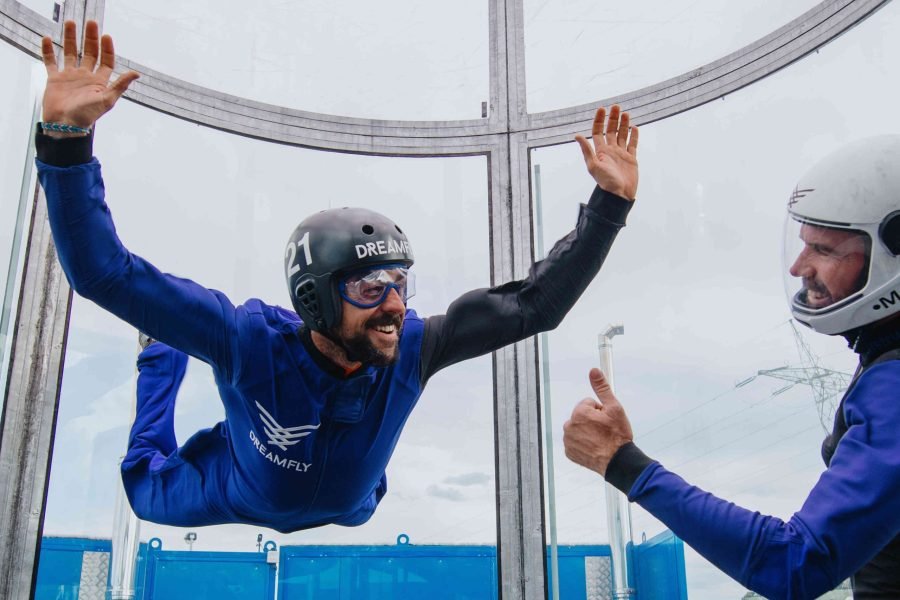 Paraquedismo Indoor no Porto