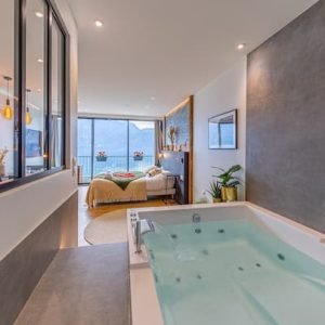 L’Eleweiss du Lac-Apartamento-Apartamento-Jacuzzi-Vista para o Lago