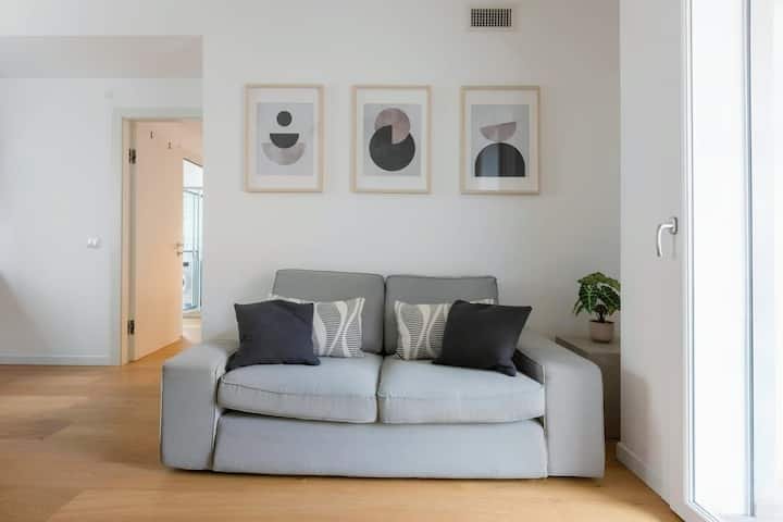 Casa Giada | Moderno Central 1BR + Estacionamento Fechado