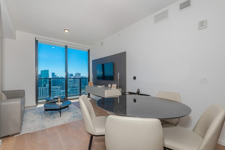 Urban Bayview Haven · Piscina e terraço #4417