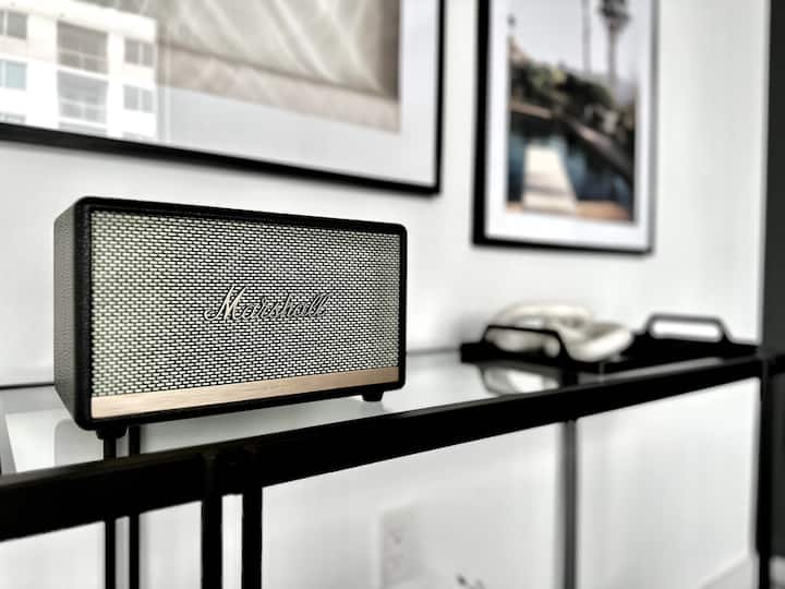 Condomínio de luxo de 1 quarto com vista para o mar e para a cidade