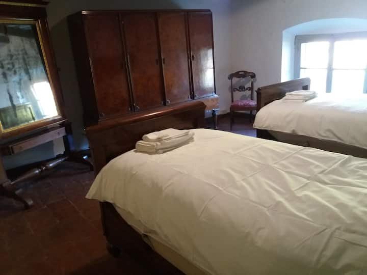 Villa Vitalba-1700 casa e vinícola a 1h de Milão