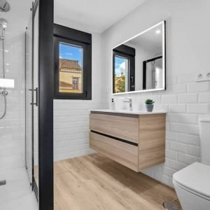 Apartamentos MAREN. Beachfront – Primeira Linha