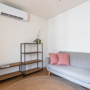 Apartamento NOVÍSSIMO em área típica com ar-condicionado – II.