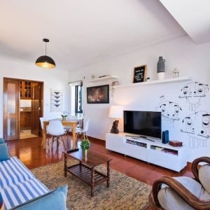 VISTA MAR com terraço perto da praia em Monte Estoril