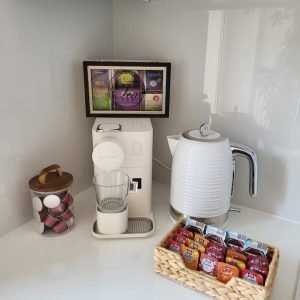 350m para a cidade com 2 quartos e varanda para relaxar