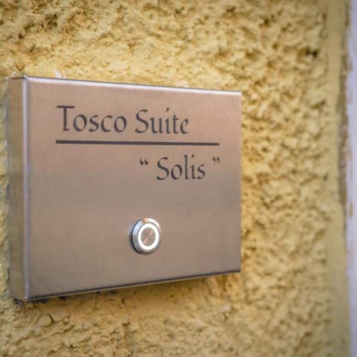 Suíte Tosco “Solis”