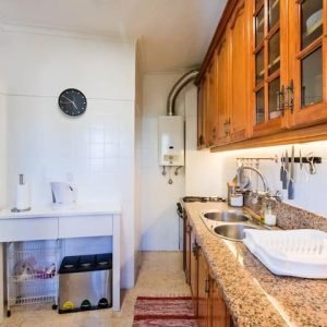 VISTA MAR com terraço perto da praia em Monte Estoril