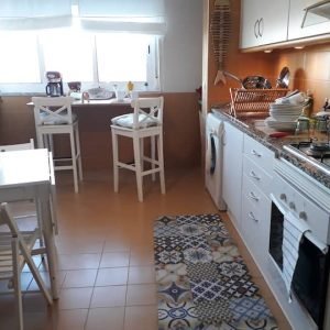 Casa das Olaias e garagem privativa fechada