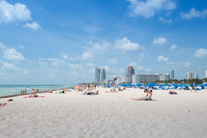 Apartamento estúdio, 2 camas queen size, cozinha, terraço