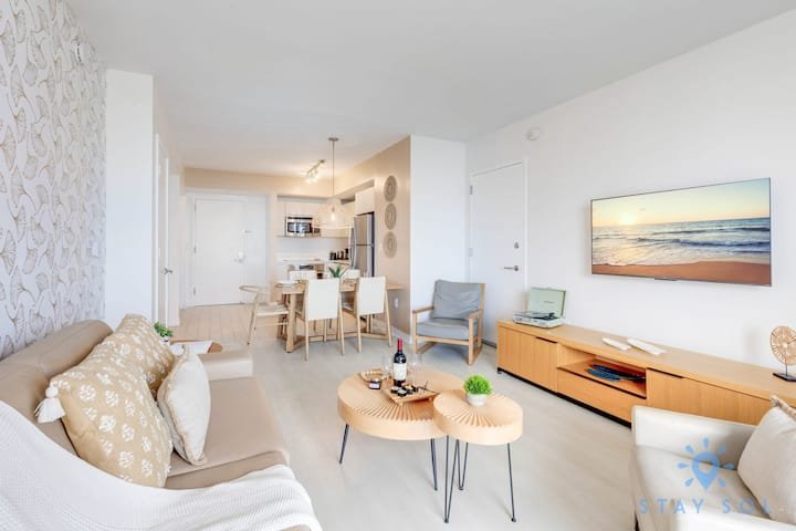 Resort espetacular, localização privilegiada, varanda, academia