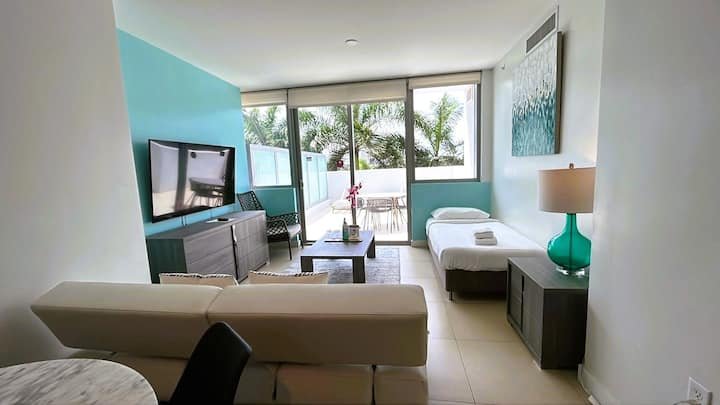 Suíte espaçosa de um quarto em Miami Beach por Dharma