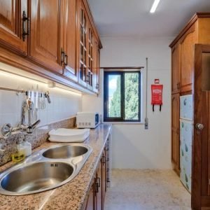 Óptimo terraço com churrasco, perto da praia!