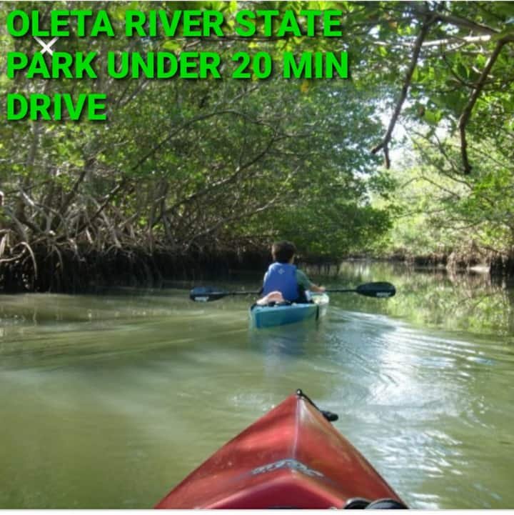 Estadia privada. Perto de Hard rock e Hard rock guitar