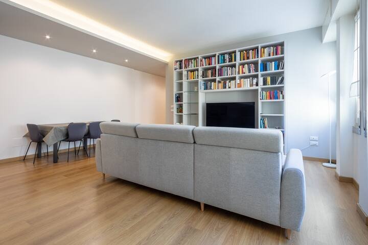 A Dois Passos da Casa de Julieta e da Arena