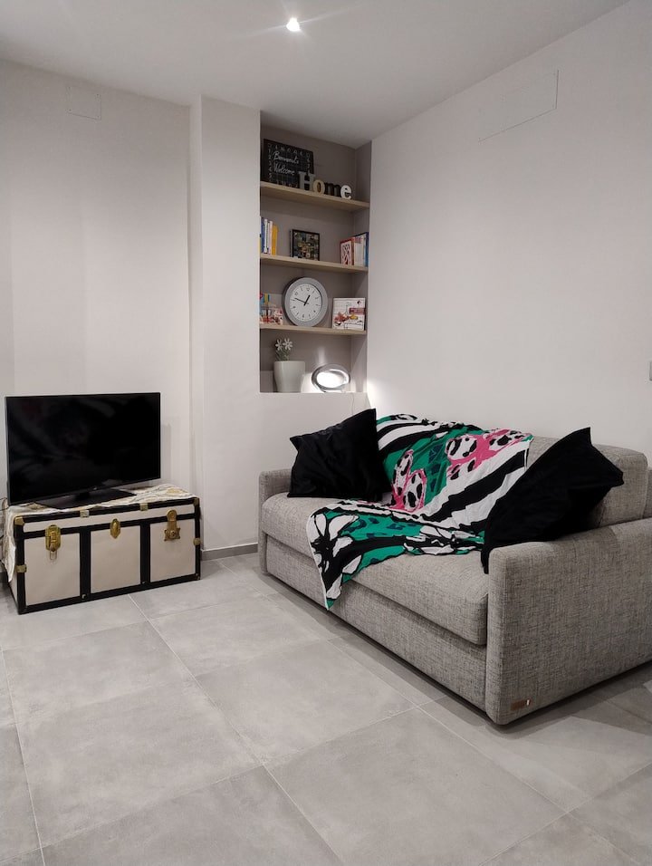 Casa “Civicocinque” adjacente ao Metro Pozzo Strada