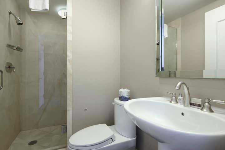 Suíte de 1 quarto com vista para o mar Fontainebleau Tresor