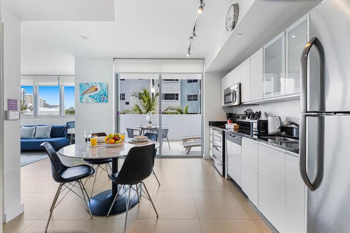 Suíte espaçosa de um quarto em Miami Beach por Dharma