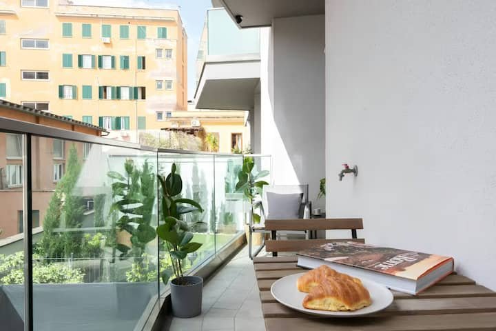 Casa Giada | Moderno Central 1BR + Estacionamento Fechado