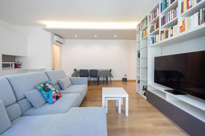 A Dois Passos da Casa de Julieta e da Arena