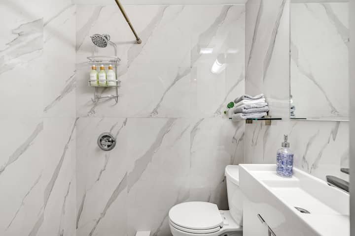 Condomínio South of Fifth Oceanfront com Beach Perks!