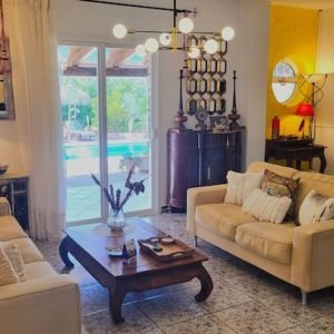 Málaga, CASUEÑA Casa tropical na cidade de Málaga.