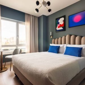 Numa | M Studio w/ Kitchenette near Rato