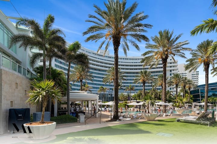 Fontainebleau | 1BR Striking Resort & Ocean View