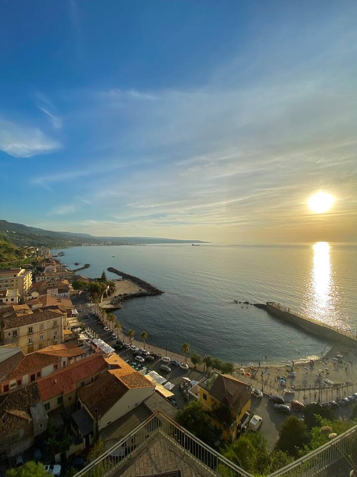 Loft Moderno Perto do Mar e Igreja de Piedigrotta