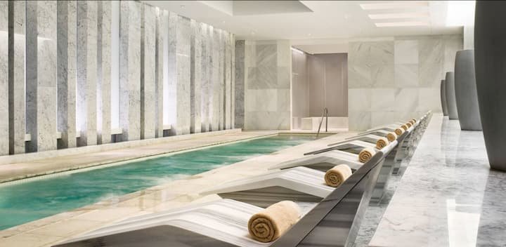 Suíte de 1 quarto com vista para o mar Fontainebleau Tresor