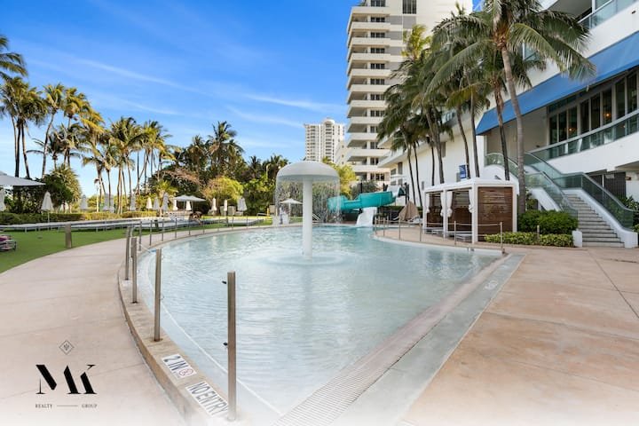 Fontainebleau | 1BR Striking Resort & Ocean View