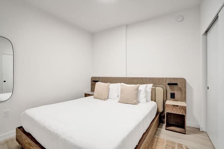 NOVO: Condomínio de 1 quarto com piscina + acesso ao clube de praia privativo