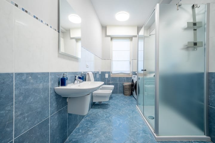 A Dois Passos da Casa de Julieta e da Arena