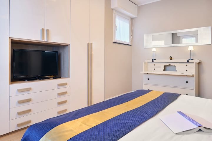 [Maravilhosa VISTA para o MAR e jacuzzi]Cadimare/5TERRE