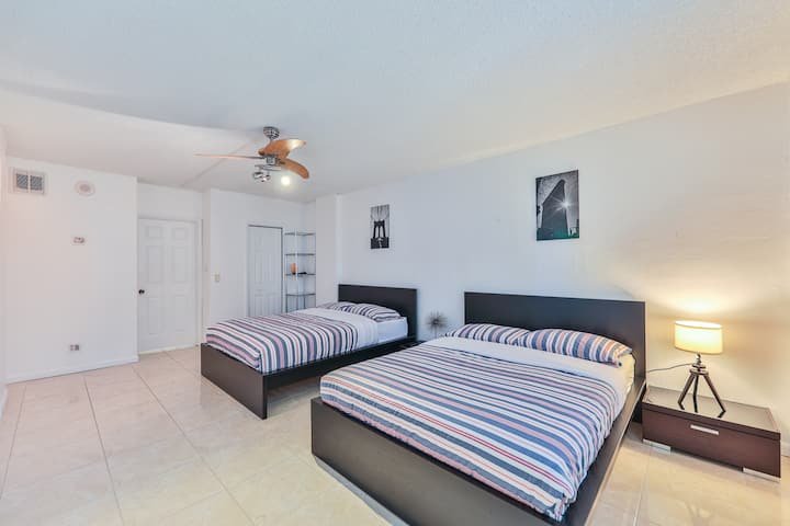 Apartamento de um quarto com vista para o mar STR-02559