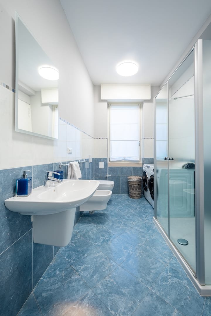 A Dois Passos da Casa de Julieta e da Arena