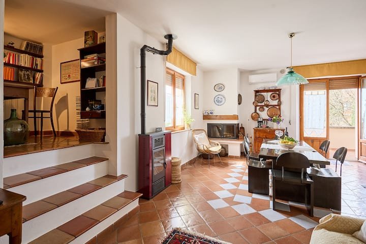 Apartamento toscano com terraço panorâmico em Pienza