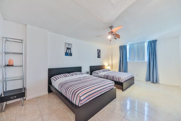 Apartamento de um quarto com vista para o mar STR-02559