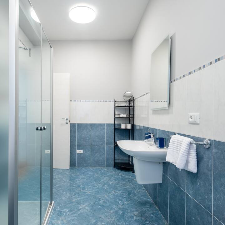 A Dois Passos da Casa de Julieta e da Arena