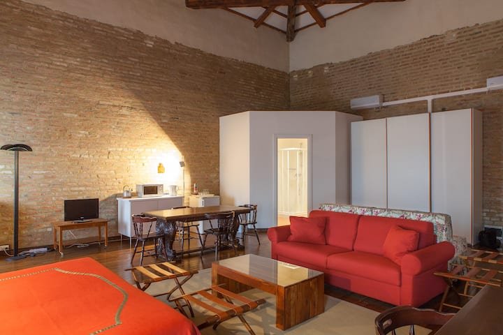 Loft em um castelo do século XVI com vinícola