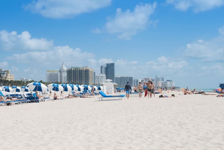 Apartamento estúdio, 2 camas queen size, cozinha, terraço