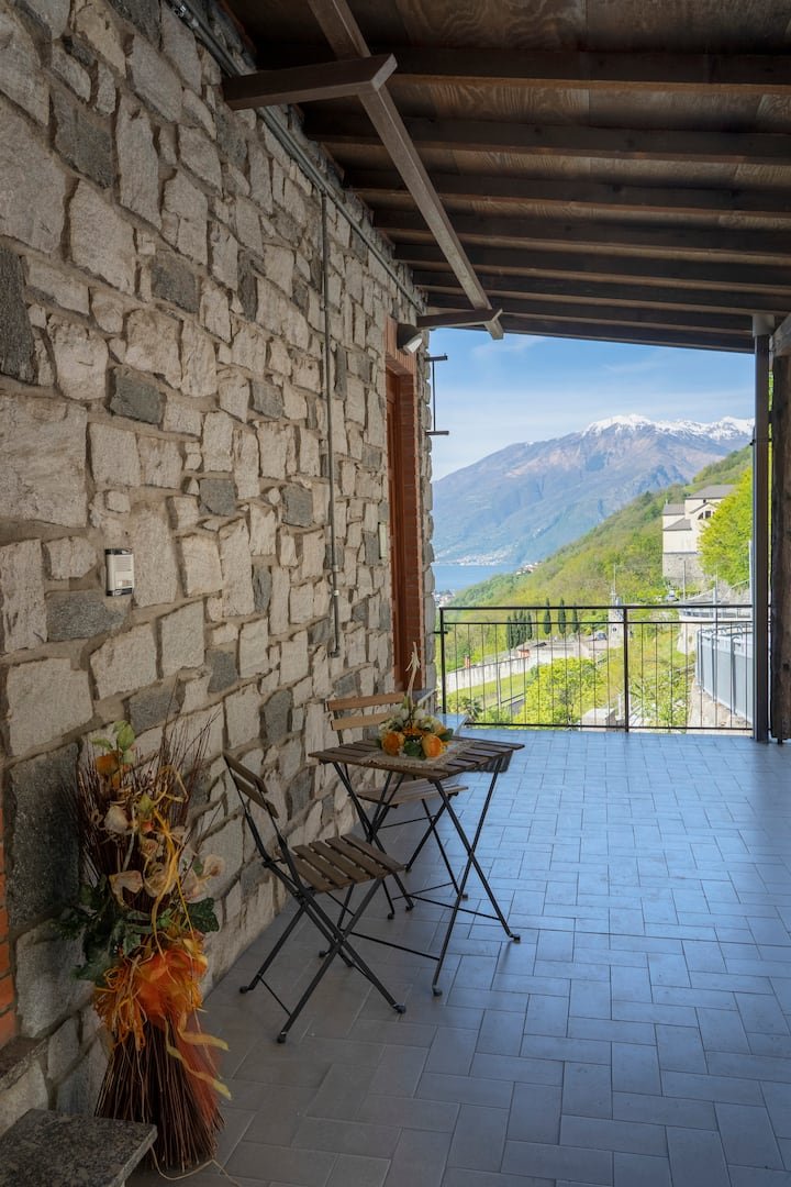 Terraço incrível no Lago de Como