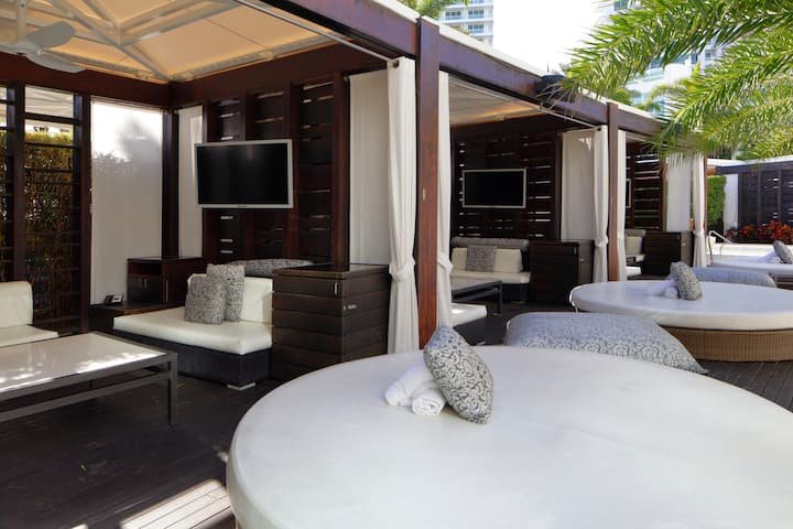 Suíte de 1 quarto com vista para o mar Fontainebleau Tresor